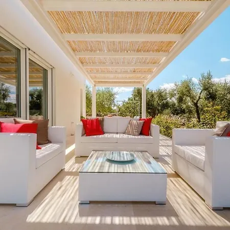 Hello Apulia - Enchanting Terradiluce Willa